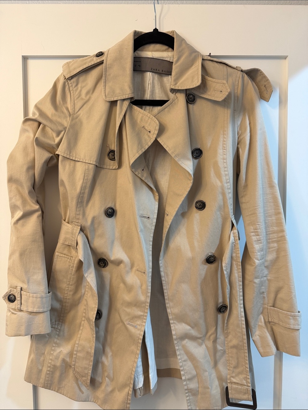 Zara Light Beige Double-Breasted Trench Coat